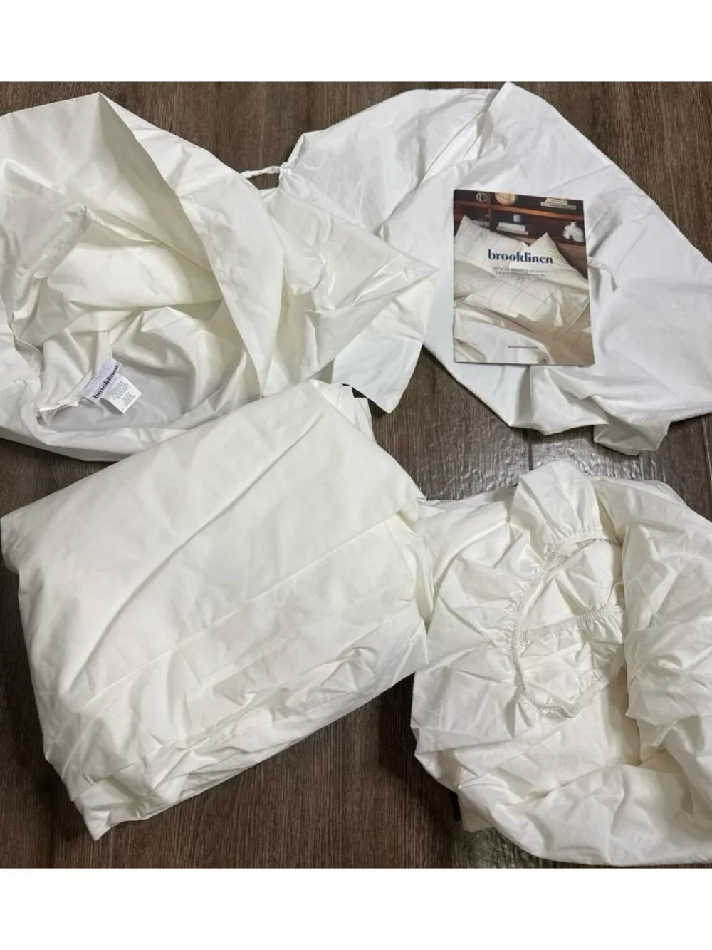 Brooklinen classic core Queen size fitted sheet duvet cover standard pillowcase